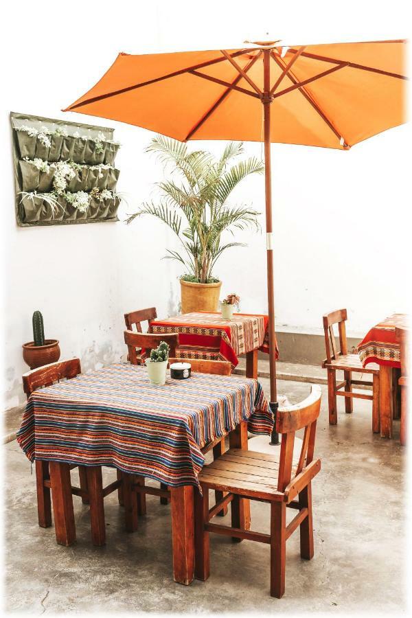Atma Hostel & Yoga Huanchaco Exterior photo